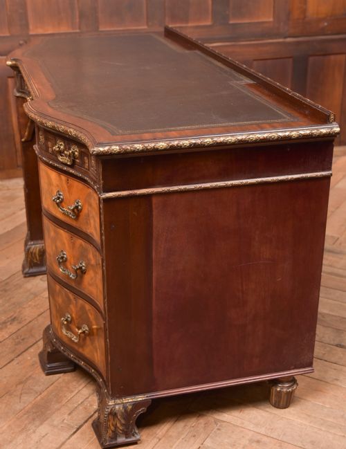 WARING AND GILLOWS KNEE HOLE DESK - ADDITIONAL PHOTO 16