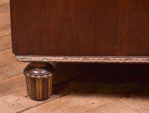 WARING AND GILLOWS KNEE HOLE DESK - ADDITIONAL PHOTO 18