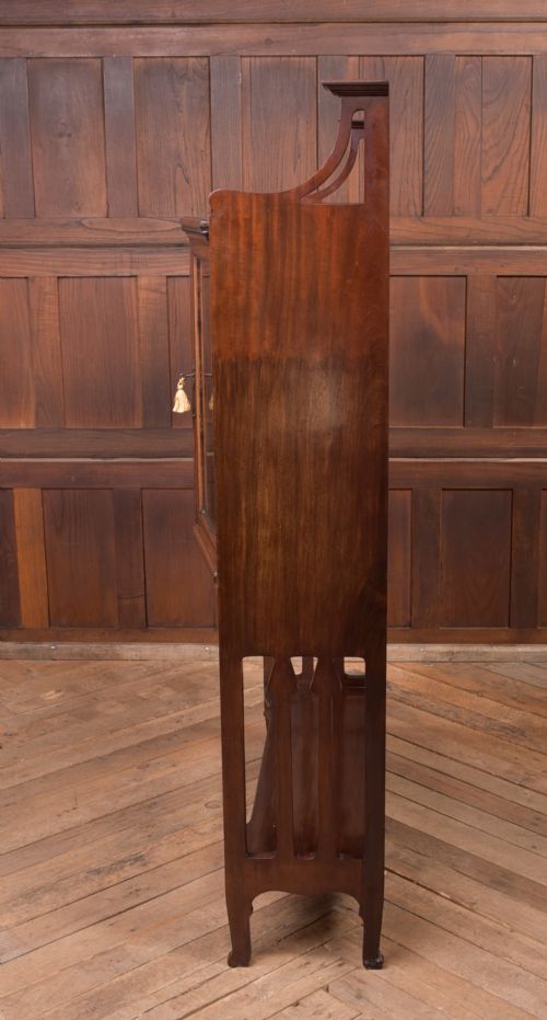 ART NOUVEAU MAHOGANY DISPLAY CABINET - ADDITIONAL PHOTO 11