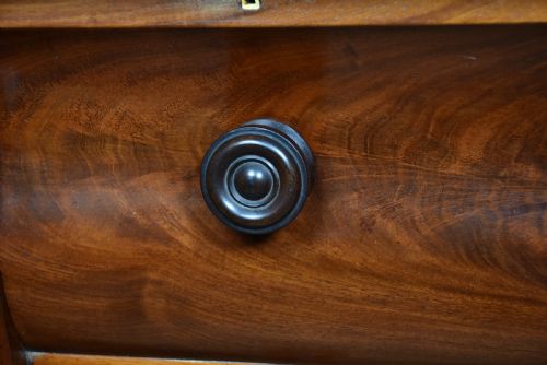 VICTORIAN SCOTTISH MAHOGANY OGEE CHEST OF DRAWERS - ADDITIONAL PHOTO 2
