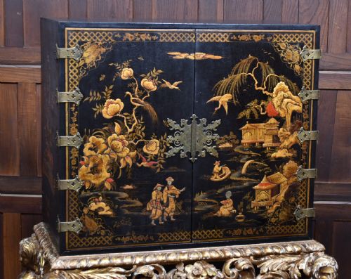 CHINOISERIE CABINET - ADDITIONAL PHOTO 2
