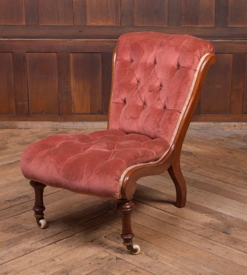 VICTORIAN BUTTON BACK CHAIR