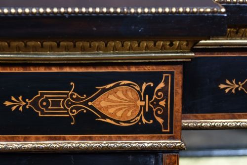 VICTORIAN EBONIZED AMBOYNA BREAKFRONT CREDENZA - ADDITIONAL PHOTO 6