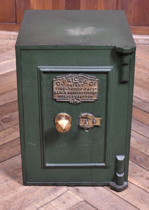 EDWARDIAN PRICE CO FIREPROOF SAFE - ADDITIONAL PHOTO 1