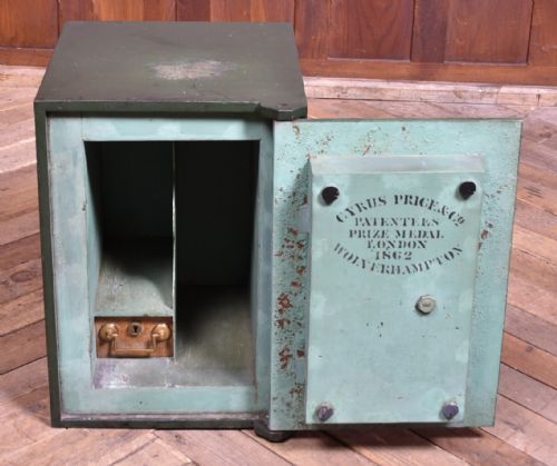 EDWARDIAN PRICE CO FIREPROOF SAFE - ADDITIONAL PHOTO 4