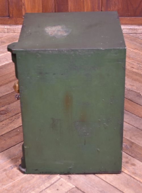 EDWARDIAN PRICE CO FIREPROOF SAFE - ADDITIONAL PHOTO 11