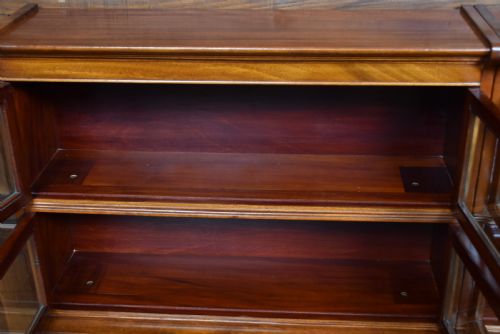 PAIR OF WM BAKER CO EDWARDIAN MAHOGANY STACKING BOOKCASES - ADDITIONAL PHOTO 13