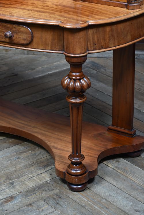 VICTORIAN MAHOGANY DRESSING TABLE - ADDITIONAL PHOTO 2