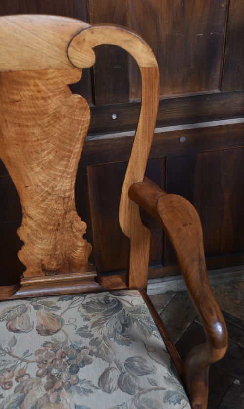 PAIR OF VICTORIAN WALNUT ARMCHAIRS - ADDITIONAL PHOTO 10