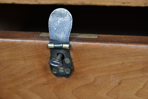 VICTORIAN PINE CHEST OF DRAWERS - ADDITIONAL PHOTO 5