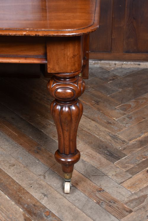 VICTORIAN MAHOGANY WINDOUT TABLE - ADDITIONAL PHOTO 10