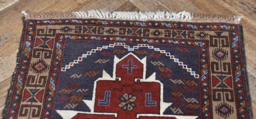 VINTAGE ORIENTAL RUG - ADDITIONAL PHOTO 2