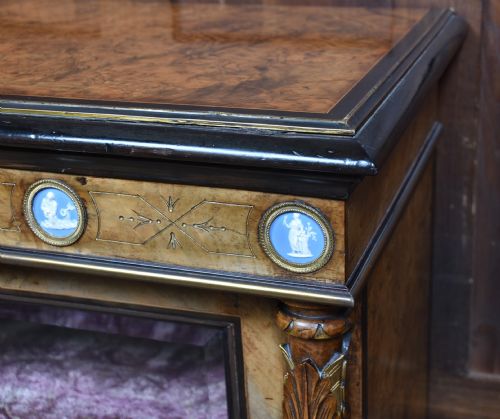 VICTORIAN WALNUT DISPLAY CABINET - ADDITIONAL PHOTO 2