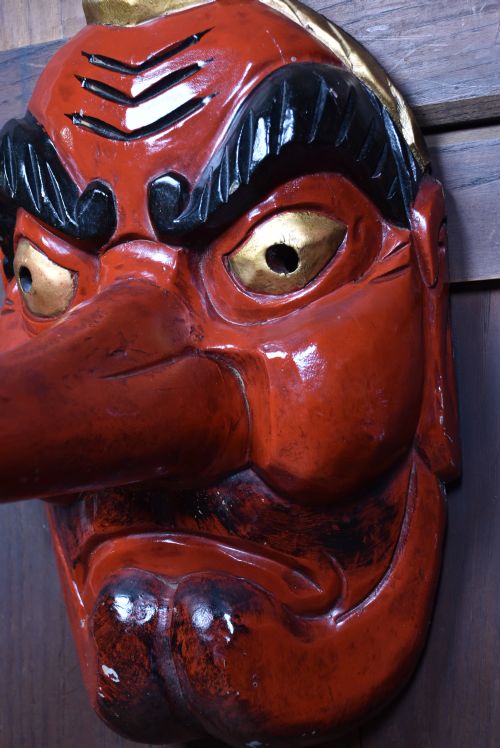 JAPANESE TENGU WOODEN MASK - ADDITIONAL PHOTO 4