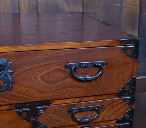 JAPANESE CEDAR WOOD TANSU CHEST - ADDITIONAL PHOTO 3