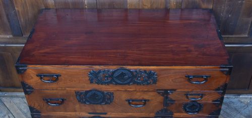 JAPANESE CEDAR WOOD TANSU CHEST - ADDITIONAL PHOTO 12