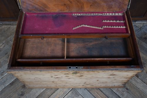 VICTORIAN PINE TOOL CHEST - ADDITIONAL PHOTO 8