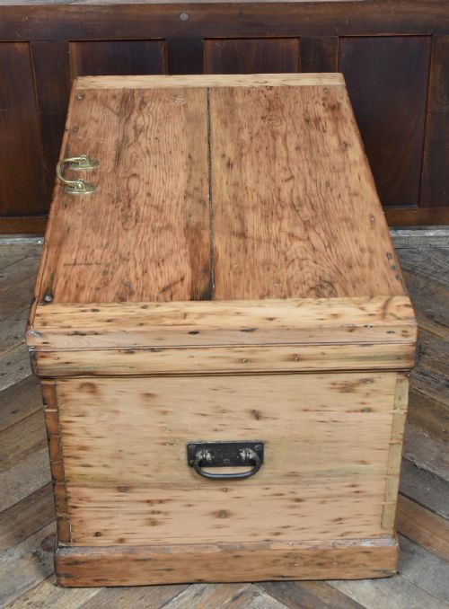 VICTORIAN PINE TOOL CHEST - ADDITIONAL PHOTO 16