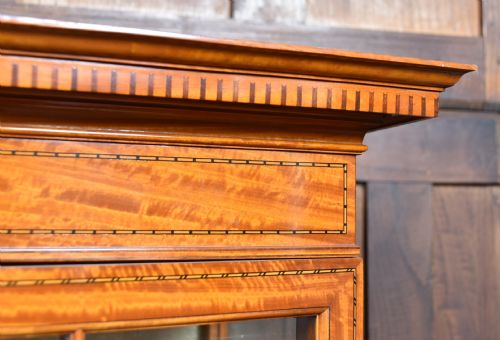 EDWARDIAN SATINWOOD DISPLAY CABINET - ADDITIONAL PHOTO 2