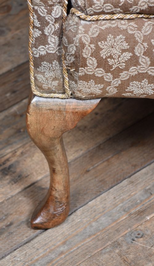 19TH CENTURY WING BACK ARM CHAIR - ADDITIONAL PHOTO 4