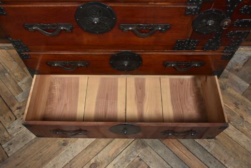JAPANESE CEDAR TANSU CHEST - ADDITIONAL PHOTO 5