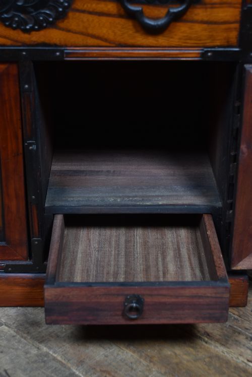 JAPANESE KAIDAN TANSU STEP CHEST - ADDITIONAL PHOTO 9
