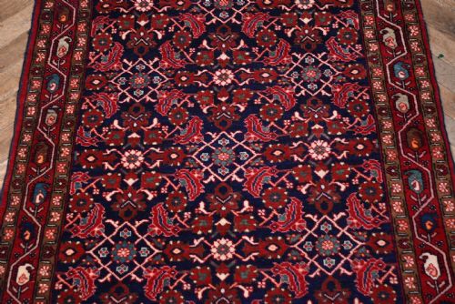 VINTAGE WOVEN PERSIAN RUG - ADDITIONAL PHOTO 3