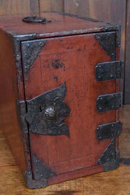 JAPANESE KIRI WOOD STORAGE CABINET - ADDITIONAL PHOTO 1
