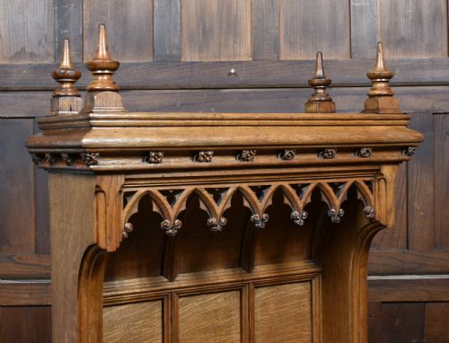 VICTORIAN OAK GOTHIC REVIVAL STYLE OAK HALL CHAIR - ADDITIONAL PHOTO 1