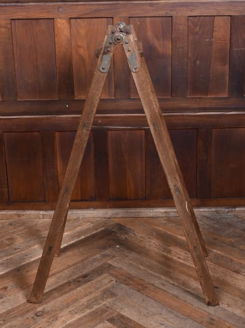 JAPANESE FOLDING STEP LADDER - ADDITIONAL PHOTO 4