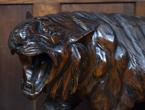 JAPANESE TIGER WOODEN SCULPTURE - ADDITIONAL PHOTO 1