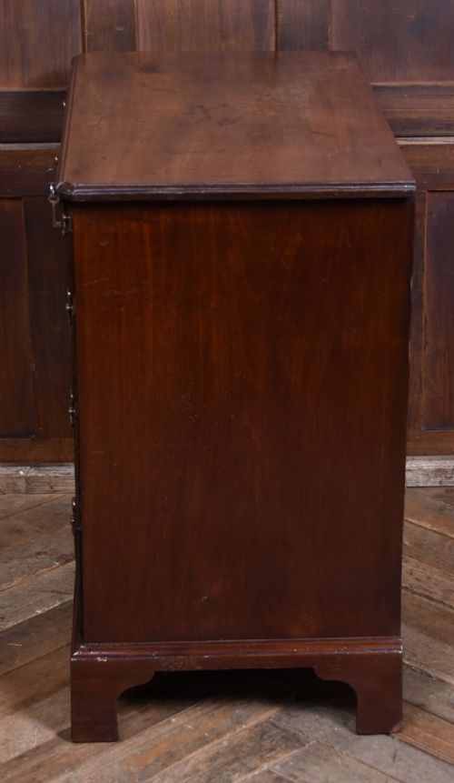 GEORGIAN MAHOGANY BACHELOR'S CHEST - ADDITIONAL PHOTO 10