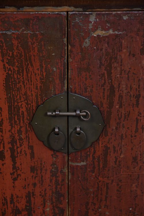 CHINESE LACQUERED CABINET - ADDITIONAL PHOTO 5