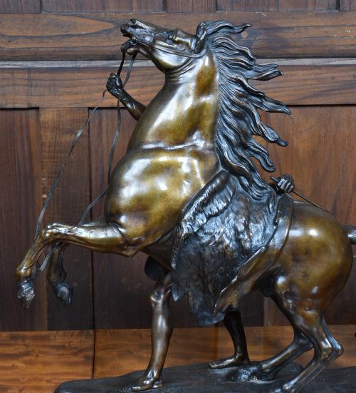 PAIR OF BRONZE MARLY HORSES AFTER GUILLAUME COUSTOU - ADDITIONAL PHOTO 23