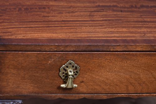EDWARDIAN MAHOGANY SIDE TABLE - ADDITIONAL PHOTO 2