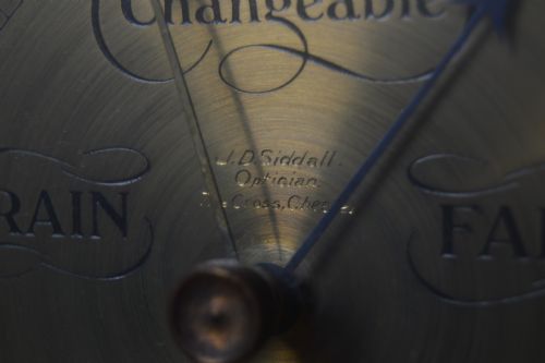 BRASS BAROMETER WITH CHINOISERIE FRAME - ADDITIONAL PHOTO 6