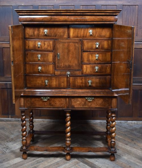 WILLIAM AND MARY WALNUT CABINET ON STAND - ADDITIONAL PHOTO 7