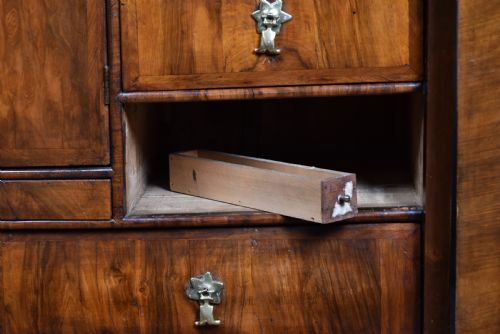 WILLIAM AND MARY WALNUT CABINET ON STAND - ADDITIONAL PHOTO 11
