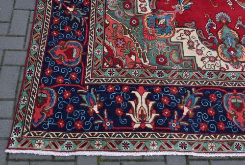 HAND MADE WOOLLEN IRANIAN RUG - ADDITIONAL PHOTO 5