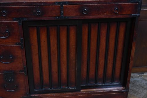 JAPANESE CHOBA TANSU MERCHANTS CHEST - ADDITIONAL PHOTO 3
