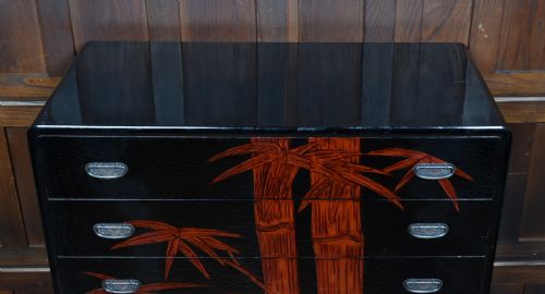 JAPANESE LACQUERED CHEST OF DRAWERS - ADDITIONAL PHOTO 10