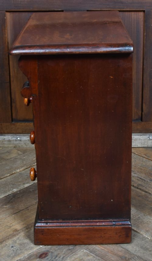 MINIATURE MAHOGANY CHEST OF DRAWERS - ADDITIONAL PHOTO 8