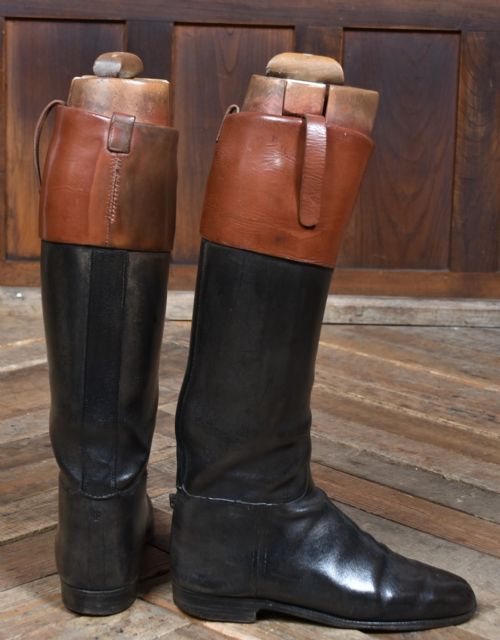 PAIR OF EDWARDIAN RIDING BOOTS WITH BOOT TREES - ADDITIONAL PHOTO 7