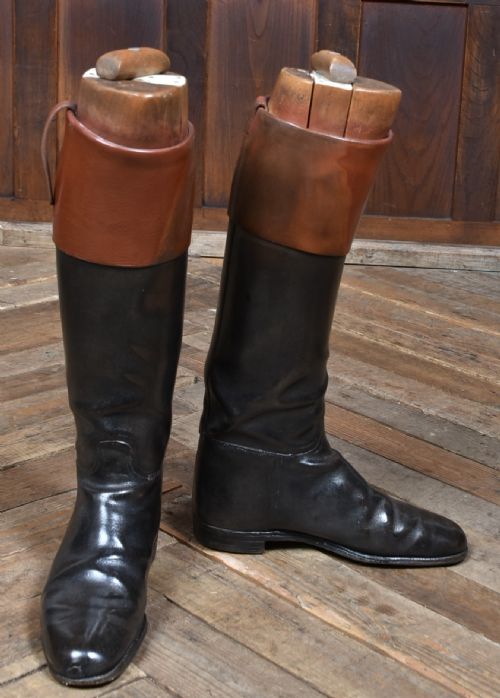 PAIR OF EDWARDIAN RIDING BOOTS WITH BOOT TREES - ADDITIONAL PHOTO 8