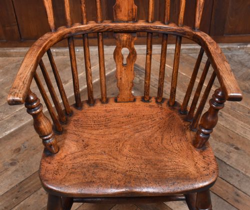 EDWARDIAN OAK AND ELM WINDSOR ARMCHAIR - ADDITIONAL PHOTO 2