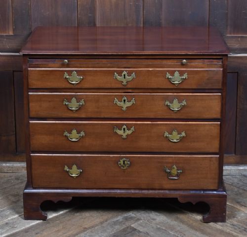 GEORGIAN MAHOGANY BACHELOR'S CHEST - ADDITIONAL PHOTO 6