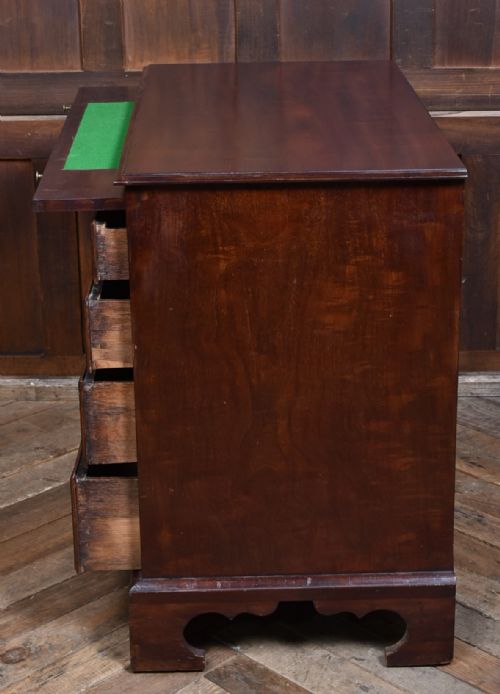 GEORGIAN MAHOGANY BACHELOR'S CHEST - ADDITIONAL PHOTO 13