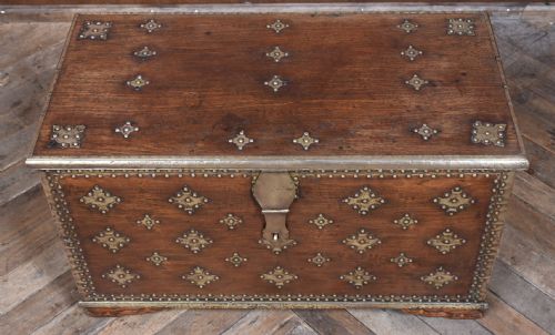 PADOUK ZANZIBAR BLANKET STORAGE BOX - ADDITIONAL PHOTO 1