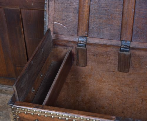 PADOUK ZANZIBAR BLANKET STORAGE BOX - ADDITIONAL PHOTO 10