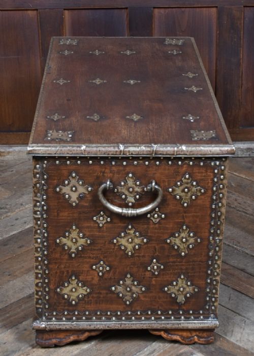 PADOUK ZANZIBAR BLANKET STORAGE BOX - ADDITIONAL PHOTO 14